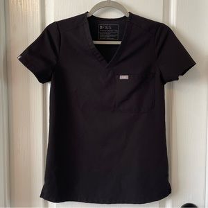 FIGS Black Catarina Scrub Top